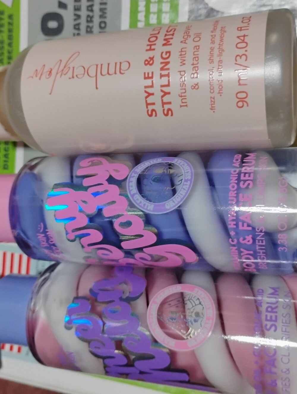New Makeup Bundle - Picture 2 of 6